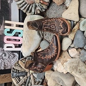 Ariat Dixon leather bootie